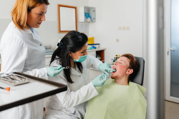 Best Cracked Tooth Emergency Dentist  in Bear Rocks, PA